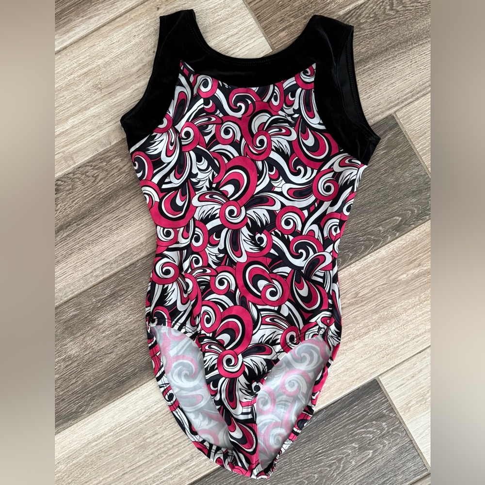 Rebecca’s Mom adult small leotard EUC